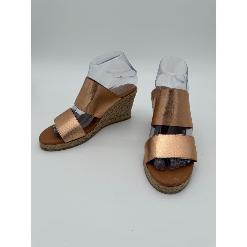 Andre Assous Women's Metallic Rose Gold Espadrille‎ Wedge Sandals size 37